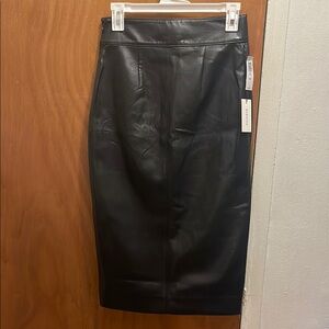 Aritzia Black Midi Pencil Skirt for Cocktail